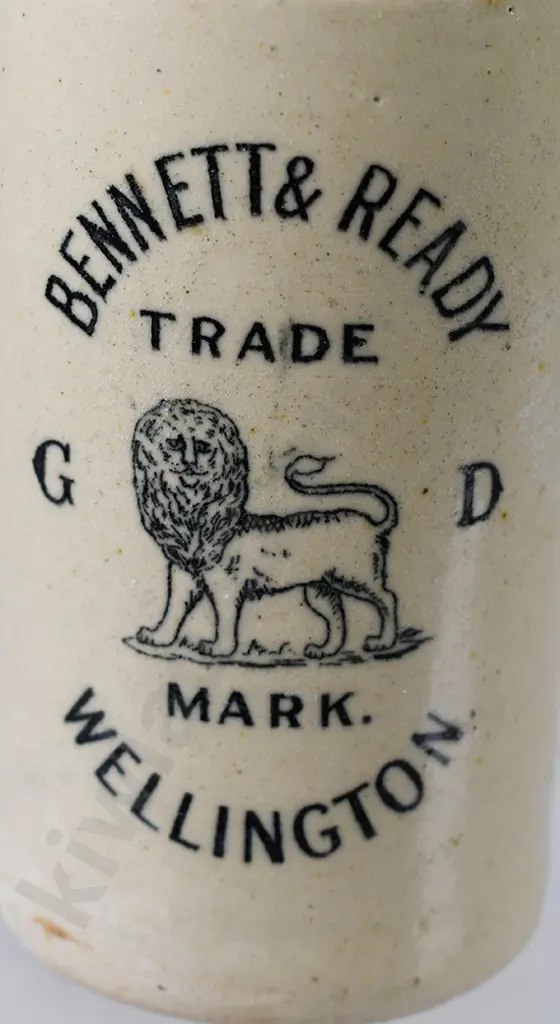 BENNETT READY WELLINGTON GINGER BEER Image 1++