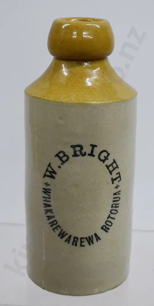 BRIGHT WHAKAREWAREWA ROTORUA GINGER BEER Image 1++