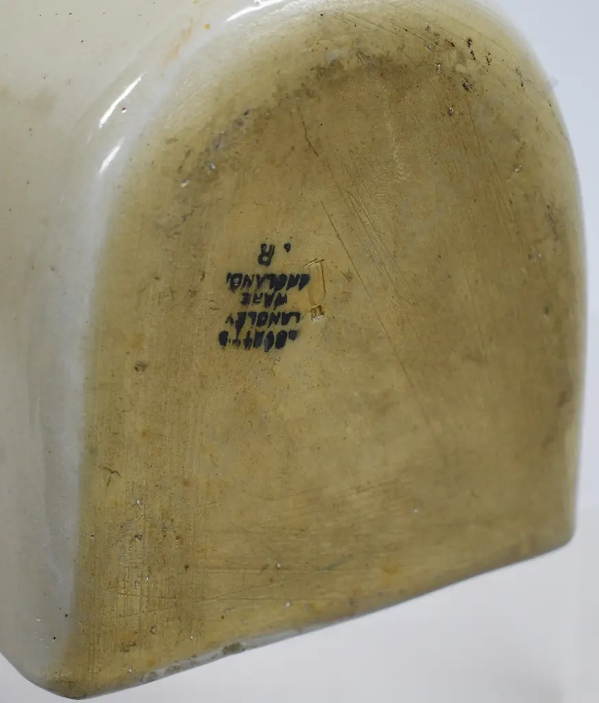 AUCKLAND HOSPITAL BOARD FOOT WARMER Image 1++