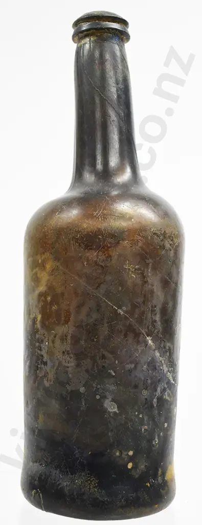 EARLY ENGLISH FREE BLOWN WINE BOTTLE NEW ZEALAND FOUND Image 1++