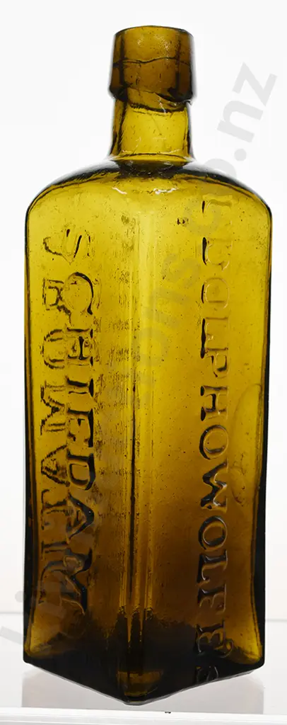 UDOLPHO WOLFE’S SCHNAPPS HONEY AMBER Image 1++