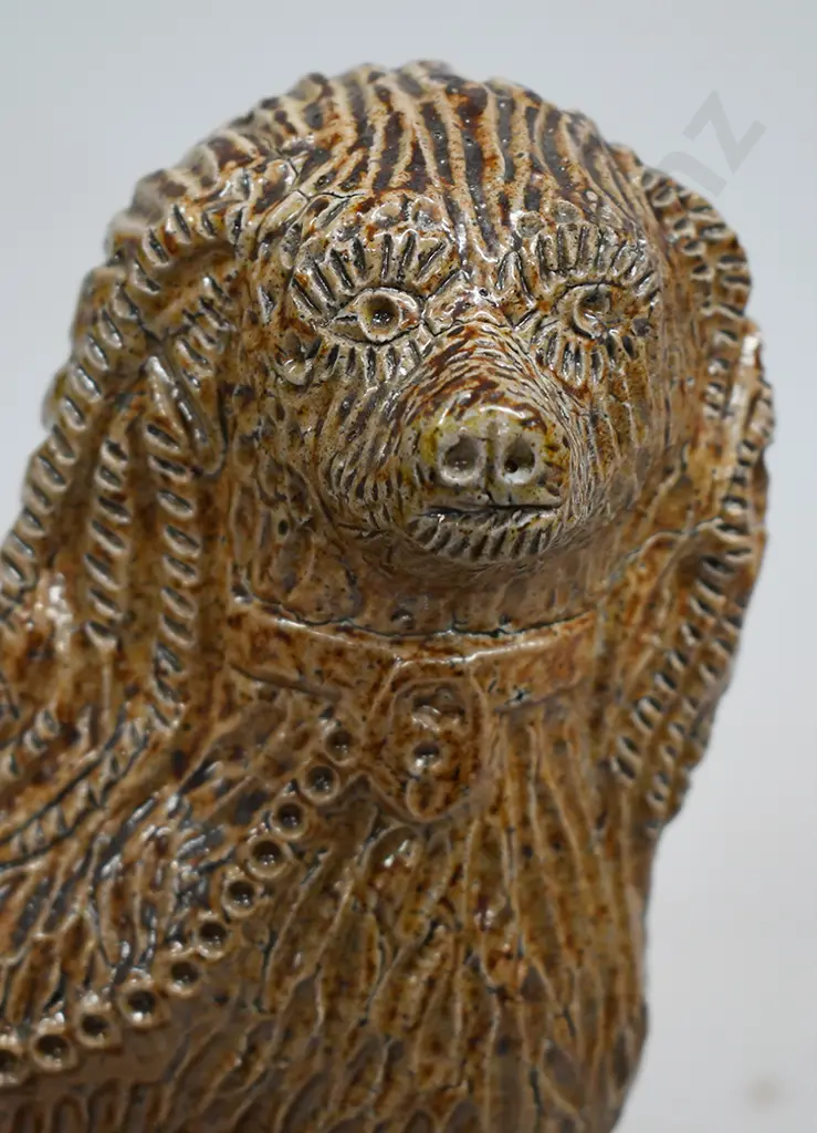 CRUM MANTLE DOG Image 1++