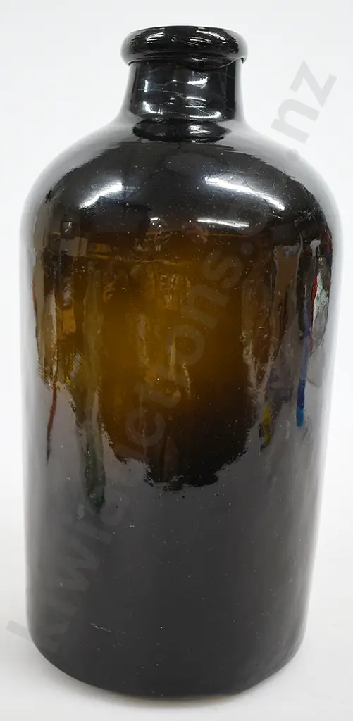 BLACK GLASS BOTTLE Image 1++