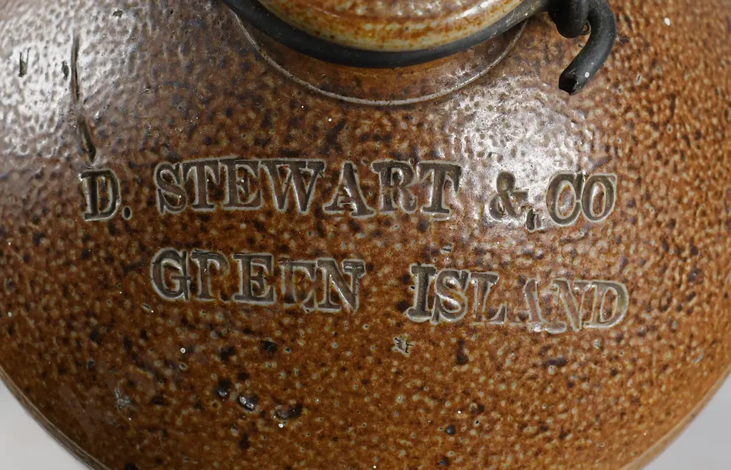 STEWART GREEN ISLAND STONE JAR Image 1++