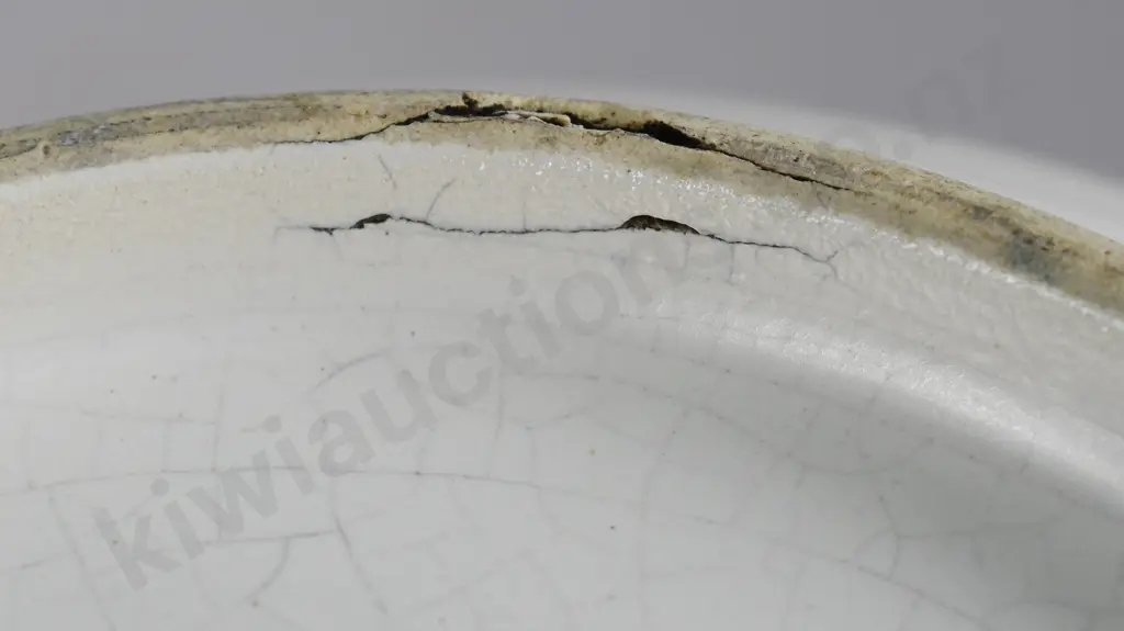 CROWN LYNN HAND POTTED VASE SHAPE 34 Image 1++
