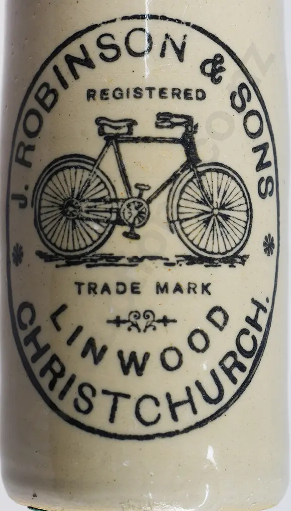 ROBINSON CHRISTCHURCH GINGER BEER Image 1++