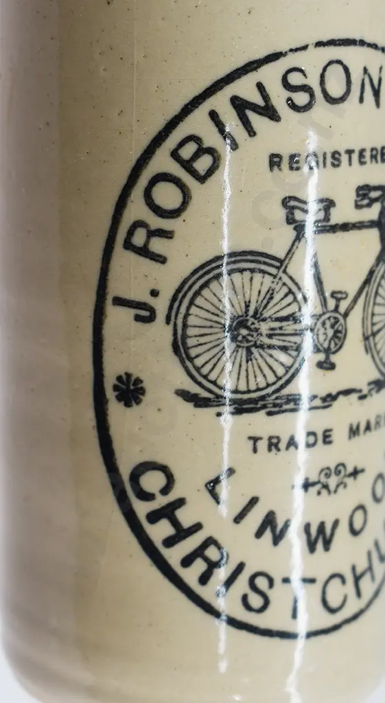 ROBINSON CHRISTCHURCH GINGER BEER Image 1++