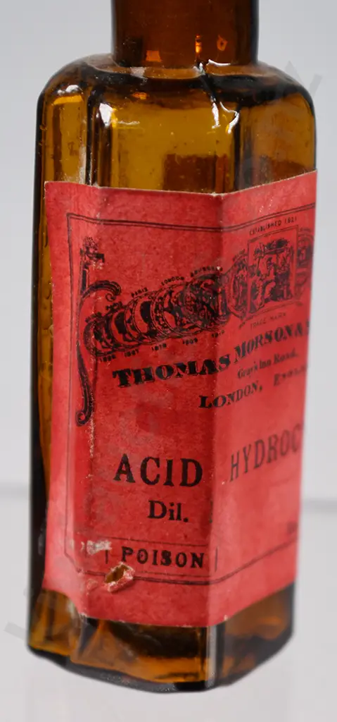 AMBER ETON STAR POISON WITH LABEL Image 1++