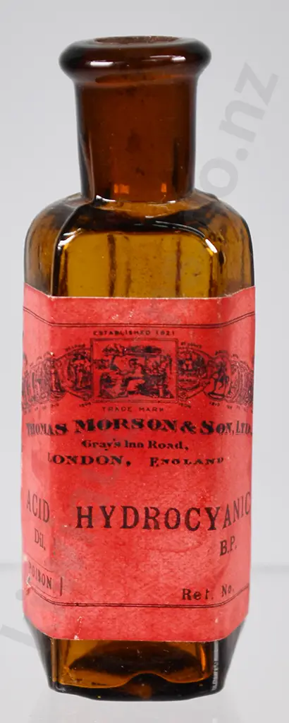 AMBER ETON STAR POISON WITH LABEL Image 1++