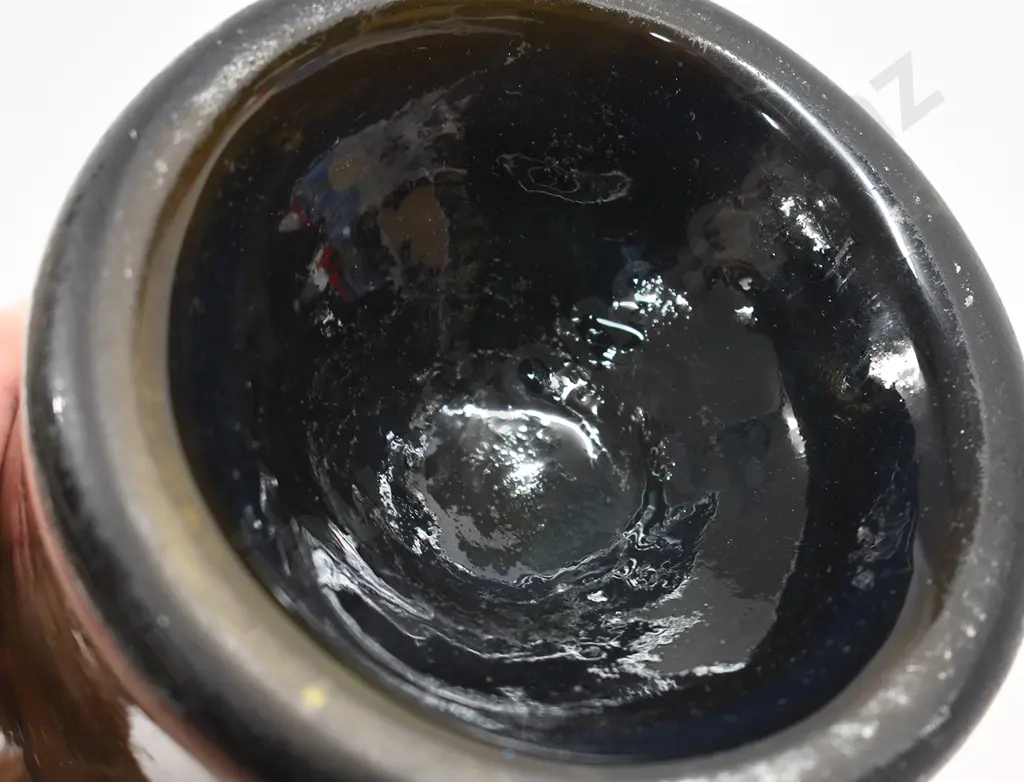 BLACK GLASS BOTTLE Image 1++