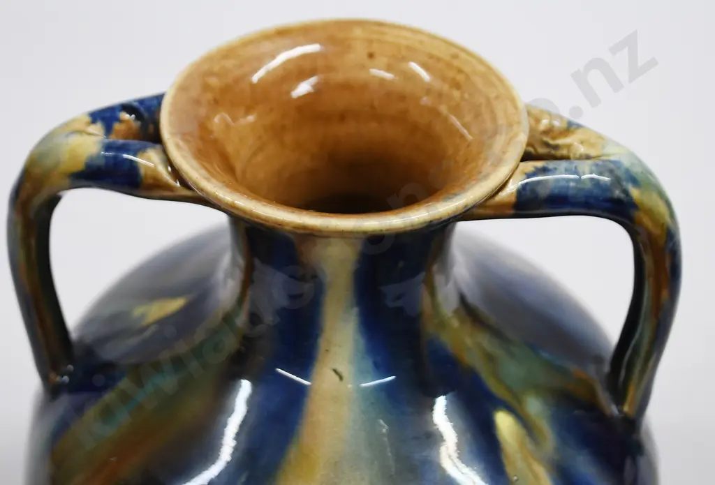 MILTON POTTERY MAJOLICA VASE Image 1++