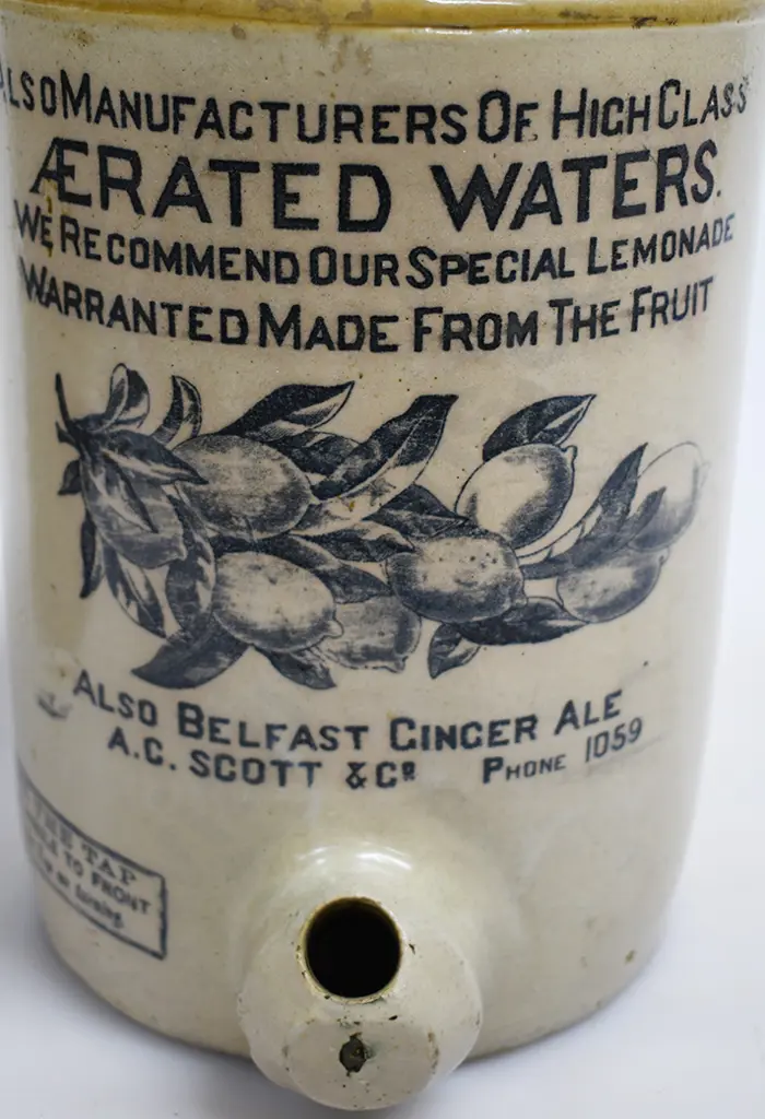 SCOTT AUCKLAND STONE JAR Image 1++