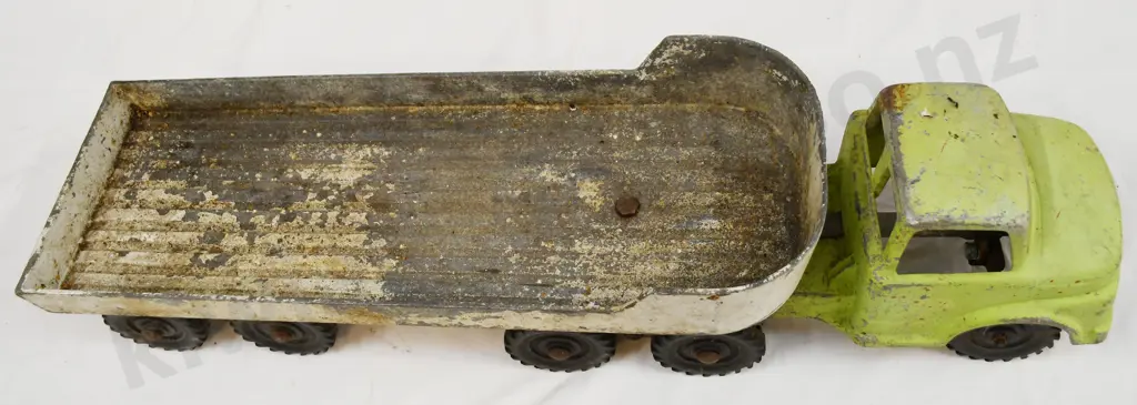 FUN HO MODEL 701 GIANT ARTICULATED TRUCK Image 1++