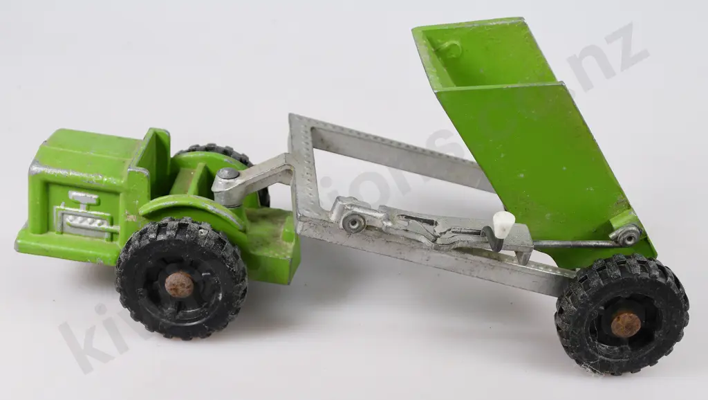 FUN HO EARTH SCRAPER, MACKENZIE & BANNISTER TIP TRUCK Image 1++