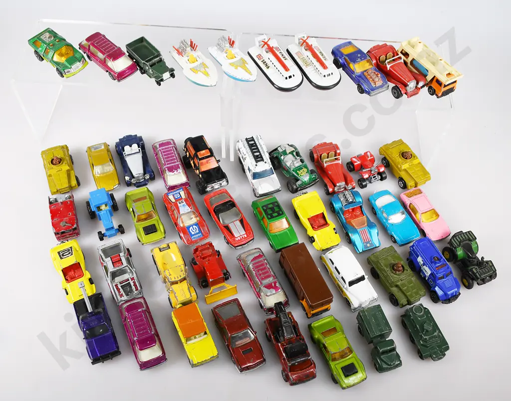 MATCHBOX CARRY CASE WITH 48 MODELS Image 1++