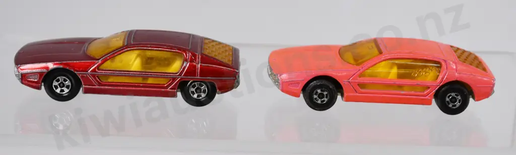 MATCHBOX TOYS IN BOXES x 10 Image 1++