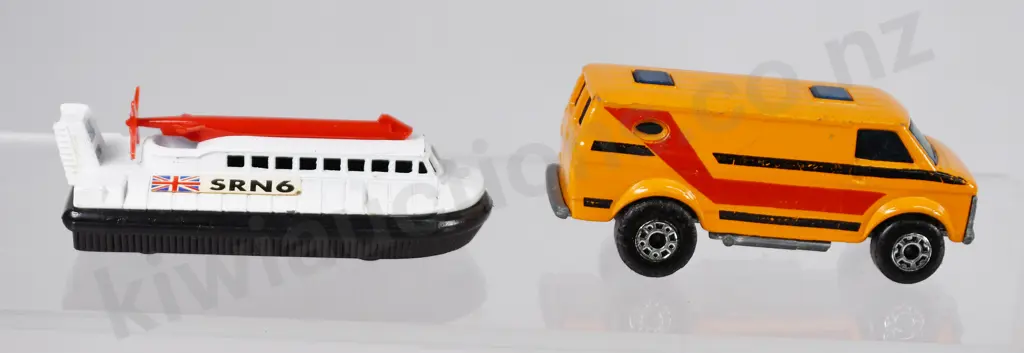 MATCHBOX TOYS IN BOXES x 10 Image 1++