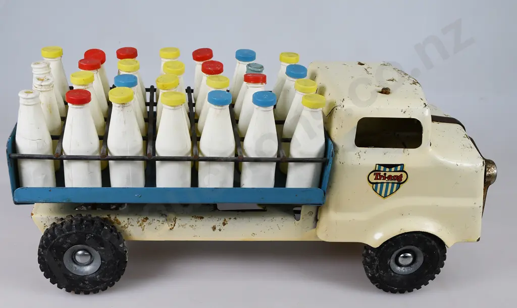 TRI-ANG MILK LORRY Image 1++