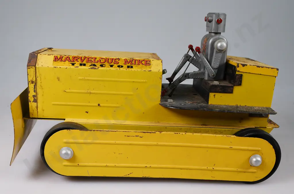 MARVELOUS MIKE TRACTOR Image 1++