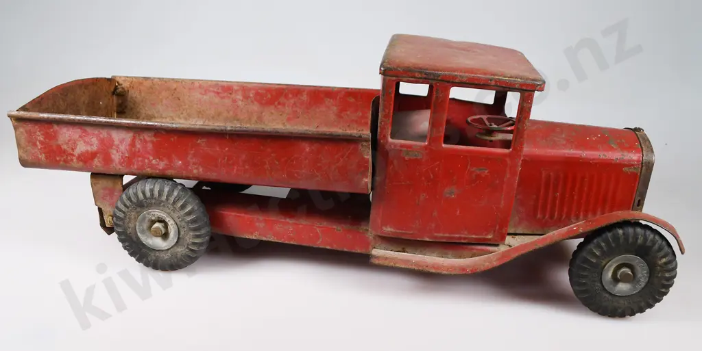 TRIANG BEDFORD FLAT DECK TRUCK Image 1++