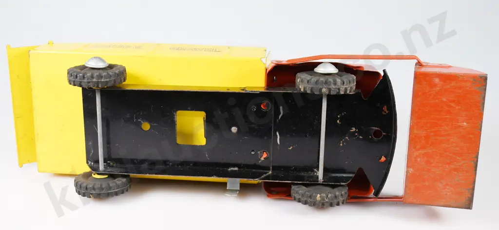 BOOMAROO TIN TIP TRUCK Image 1++