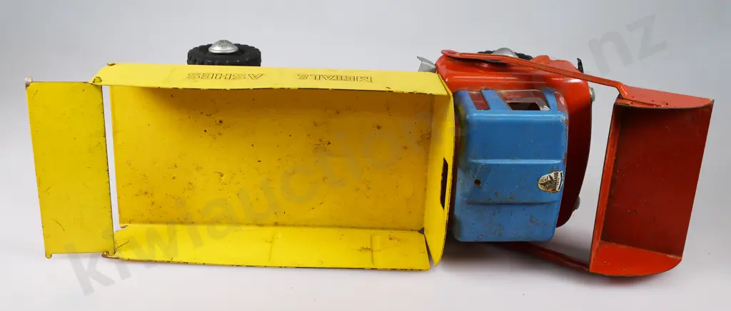 BOOMAROO TIN TIP TRUCK Image 1++