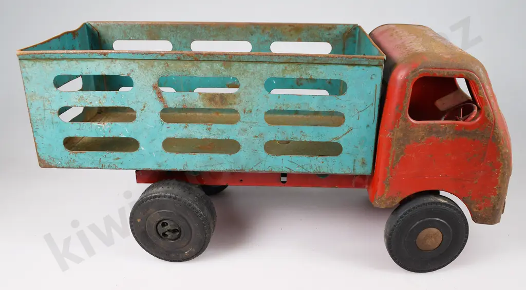 TRIANG DIESEL FARM TRUCK Image 1++