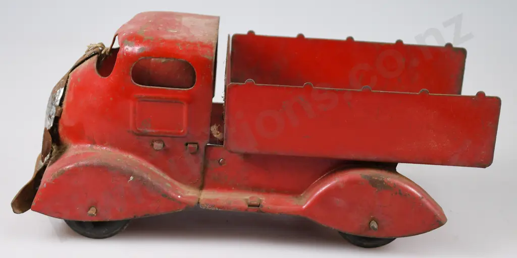 TRIANG PRESSED STEEL LORRY Image 1++