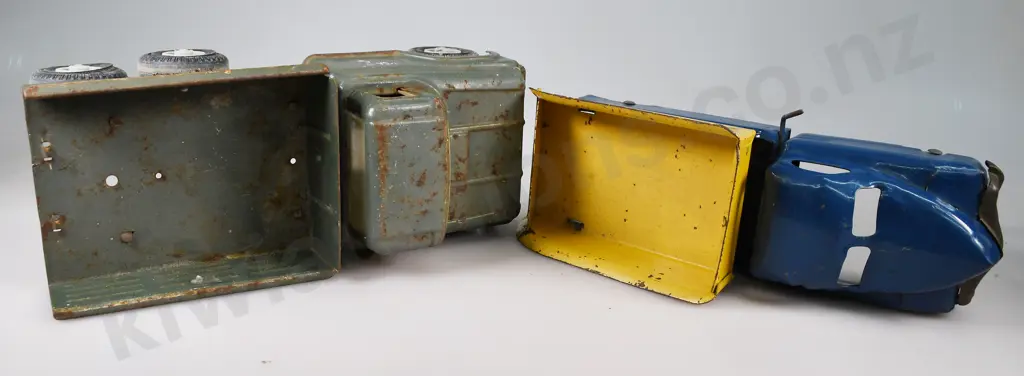 BUDDY L ARMY TRUCK & SAND AND GRAVEL DUMP TRUCK Image 1++