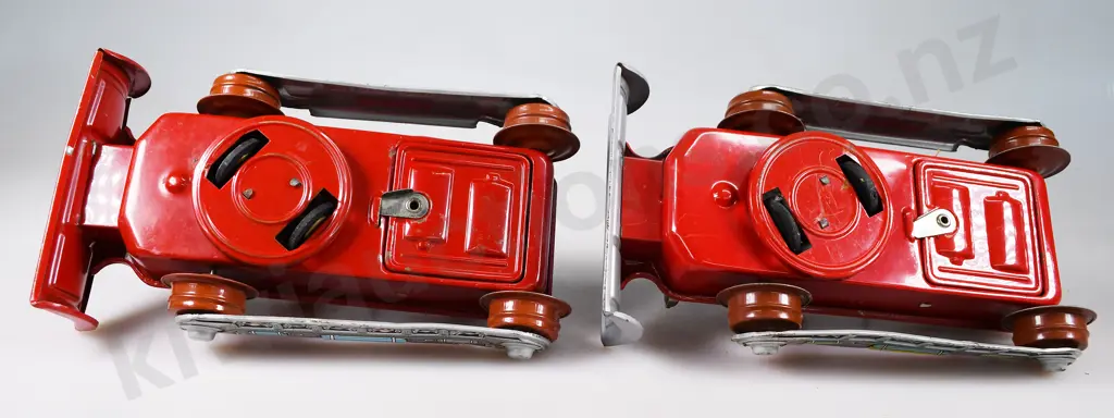 TINPLATE MAGIC ACTION BULLDOZERS Image 1++