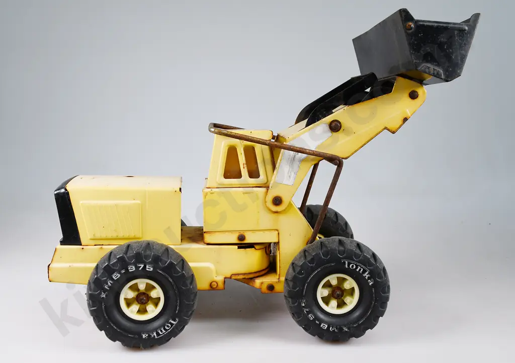 TONKA FRONT END LOADER Image 1++