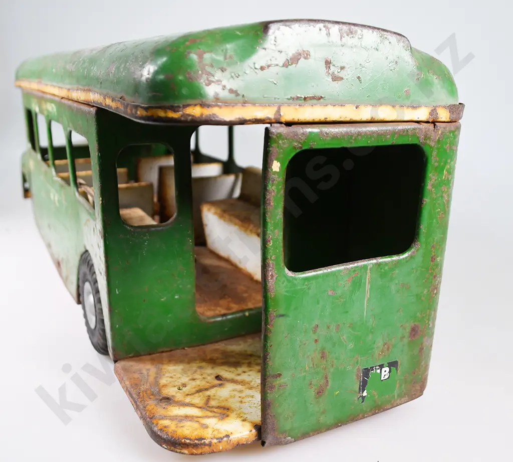TRIANG SINGLE DECK PRESSED STEEL BUS Image 1++