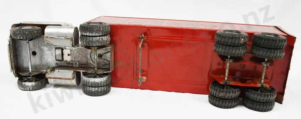 ERTL  INTERNATIONAL TRANSTAR CATTLE TRANSPORTER Image 1++