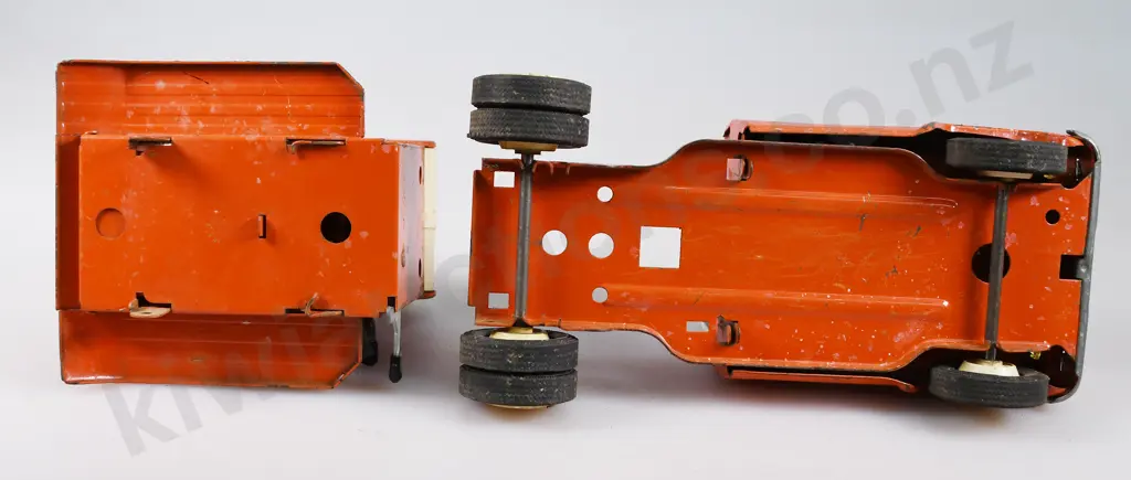 TONKA CEMENT MIXER 1077 & FIRE CHIEF Image 1++