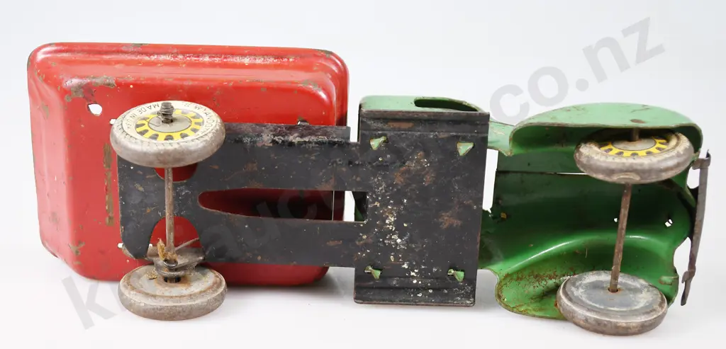WYANDOTTE PRESSED STEEL DUMP TRUCK Image 1++