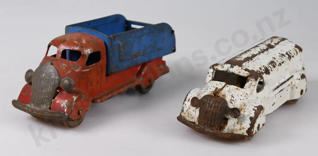 UNKNOWN PRESSED METAL TRUCKS Image 1++