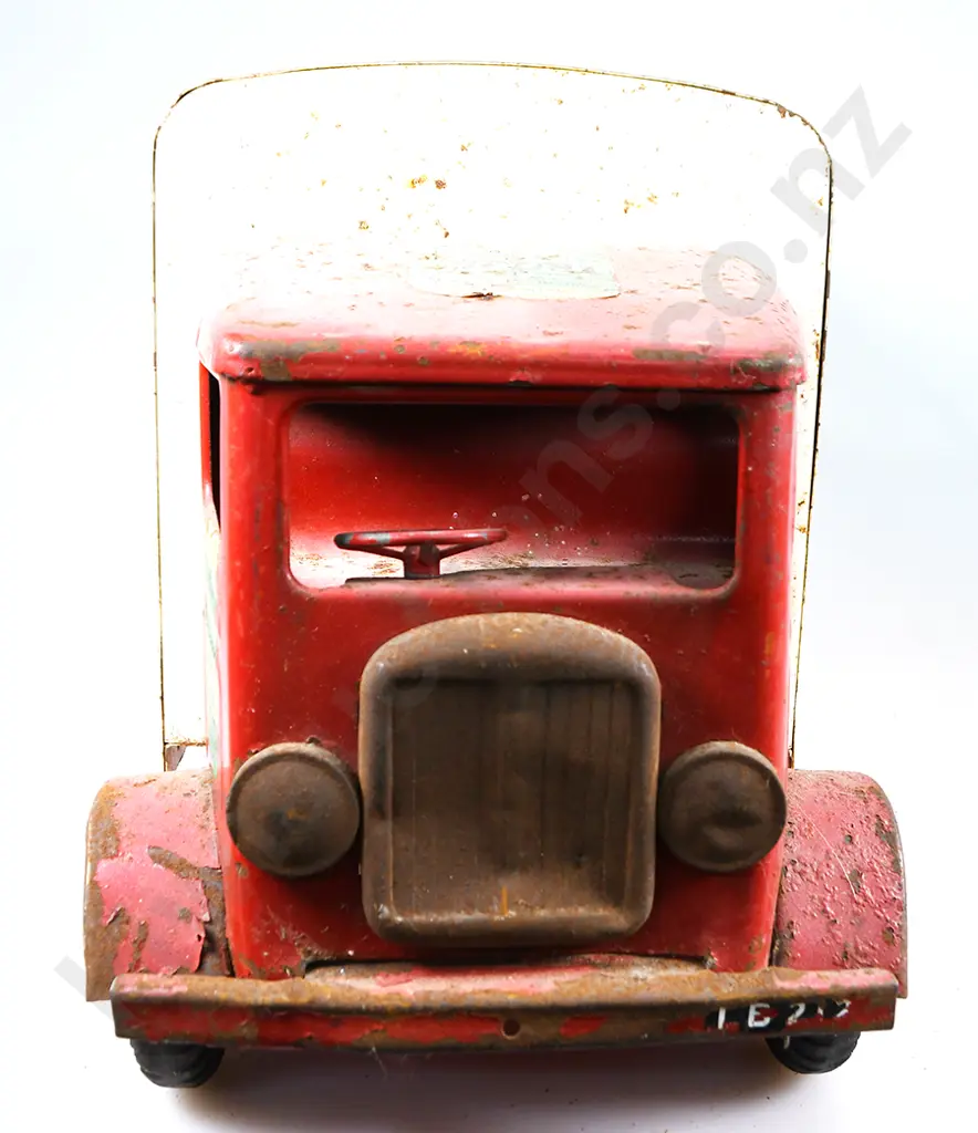 TRI-ANG TRANSPORT VAN No. 200 Image 1++