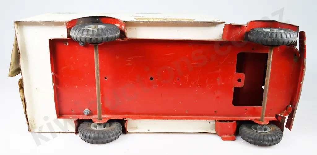 TRI-ANG TRANSPORT VAN No. 200 Image 1++