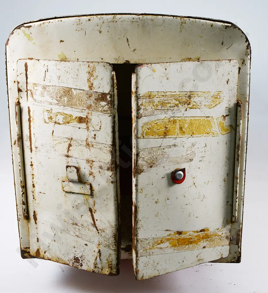 TRI-ANG TRANSPORT VAN No. 200 Image 1++