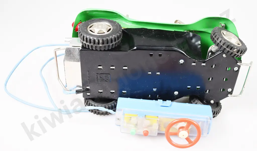 JAPANESE MODEL CARS DUNE BUGGY & ARMY TRAILER Image 1++
