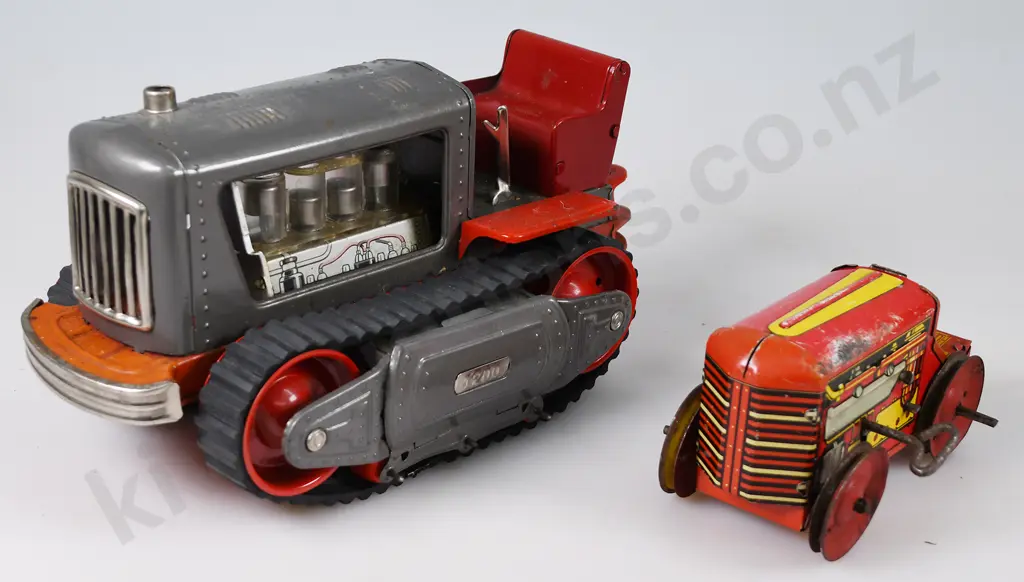 JAPANESE MODEL TRACTORS Image 1++
