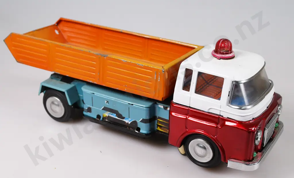 HINO TRUCK & 2 x OIL TANKERS Image 1++