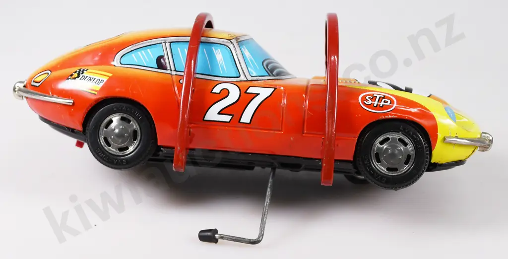 JAPANESE TIN PLATE TOYS x 5 Image 1++