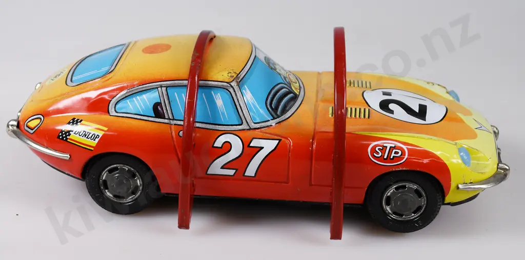 JAPANESE TIN PLATE TOYS x 5 Image 1++