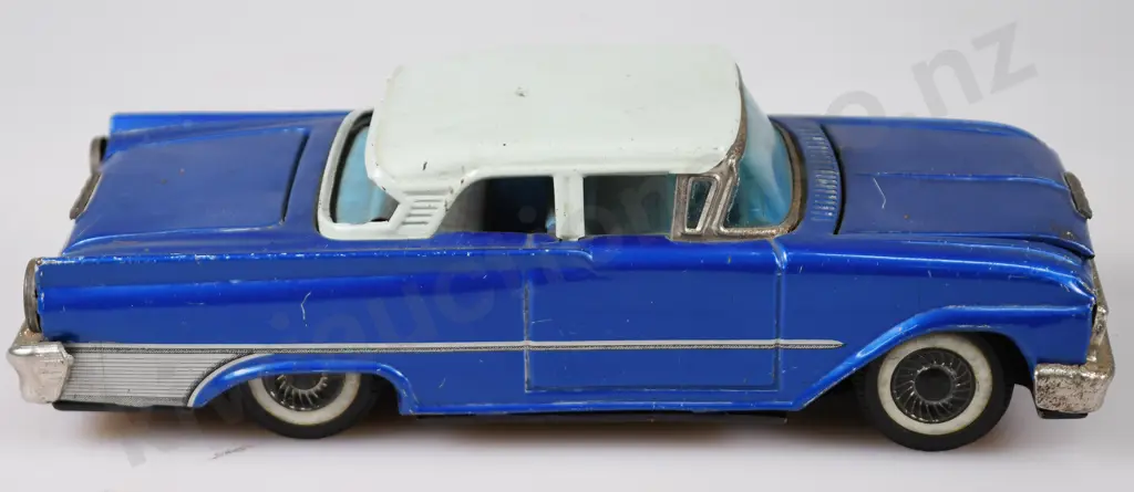 JAPANESE TIN PLATE TOYS x 5 Image 1++