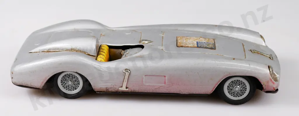 JAPANESE TIN PLATE TOYS x 5 Image 1++