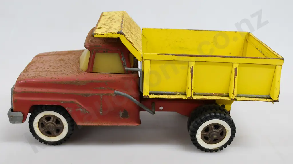 TONKA TIP TRUCK Image 1++