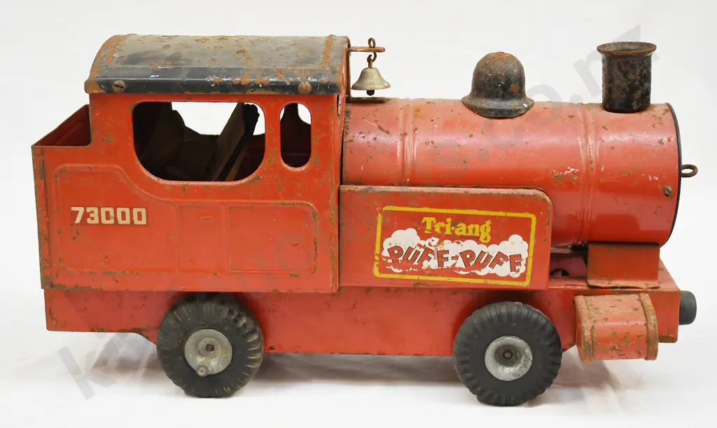TRI-ANG LOCO PUFF PUFF TRAINS Image 1++