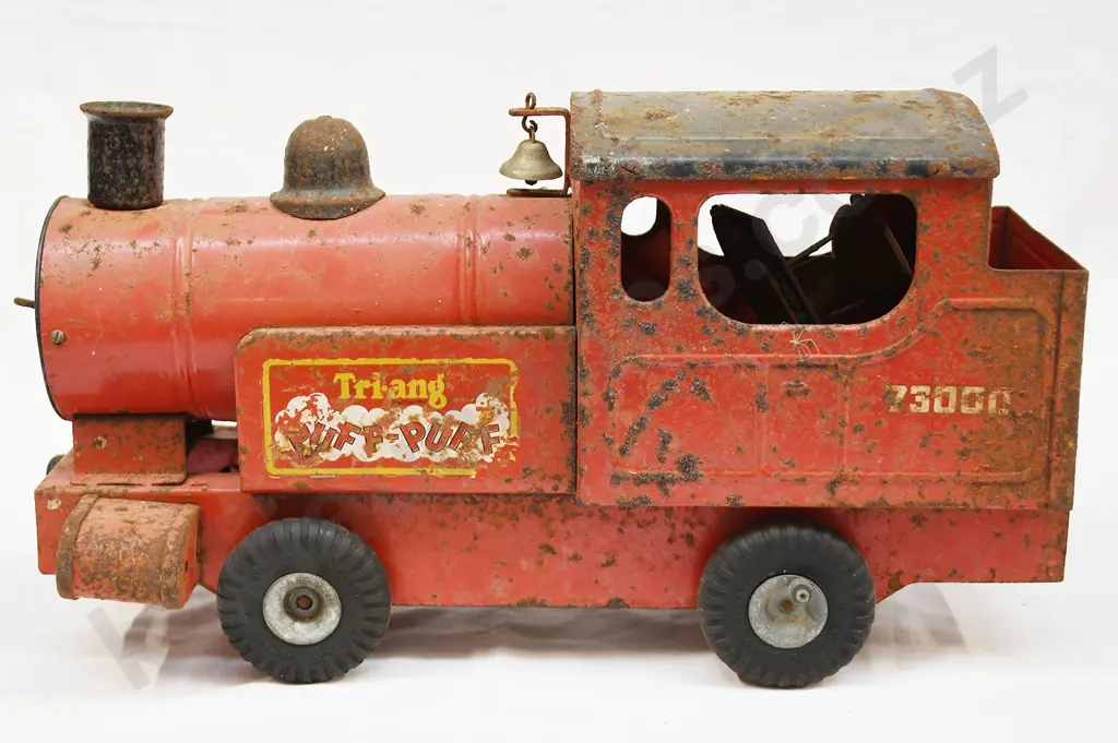 TRI-ANG LOCO PUFF PUFF TRAINS Image 1++