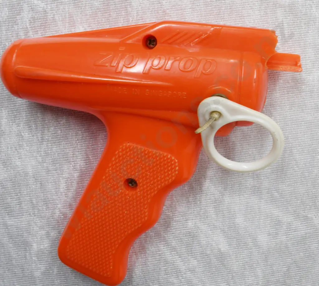 TRIANG MINIC TOYS Image 1++